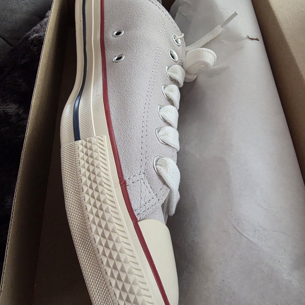 Converse CTAX OX Men's White Sneakers 9.5 Mens 11.5 Womens - Picture 7 of 8
